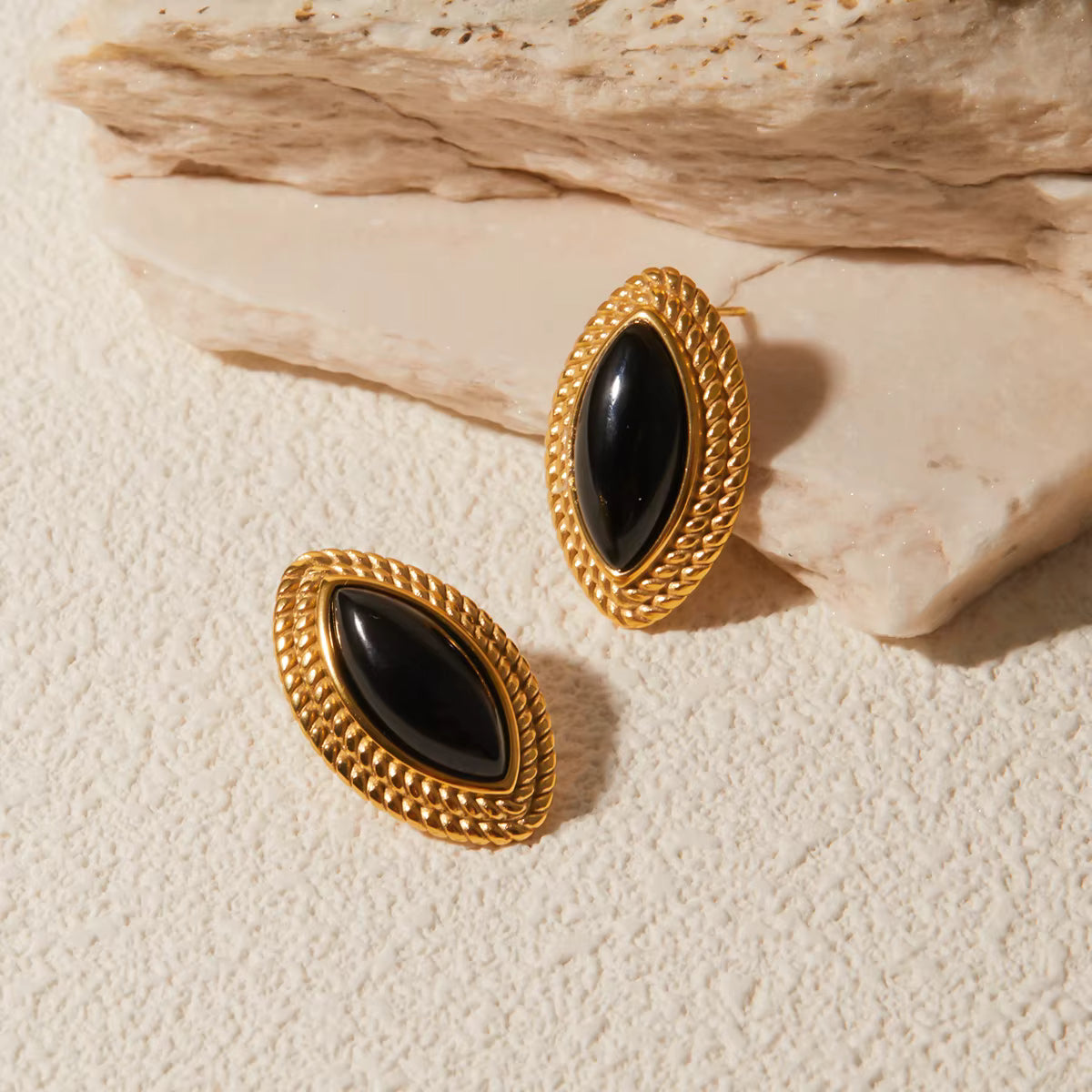 Marquise Earrings - Black