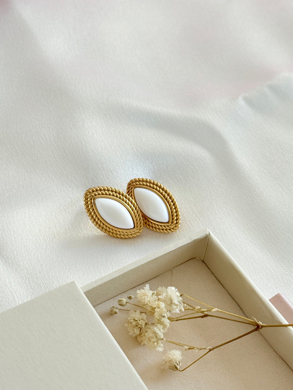 Marquise Earrings - White